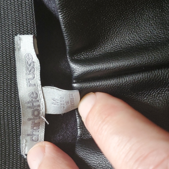 Faux leather leggings - Picture 3 of 4